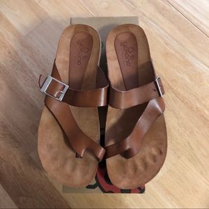 [NWOT] Yokono Leather Sandals